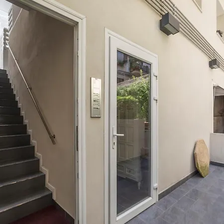 Guesthost - Scala Santa & Laterano Open Space * Rom