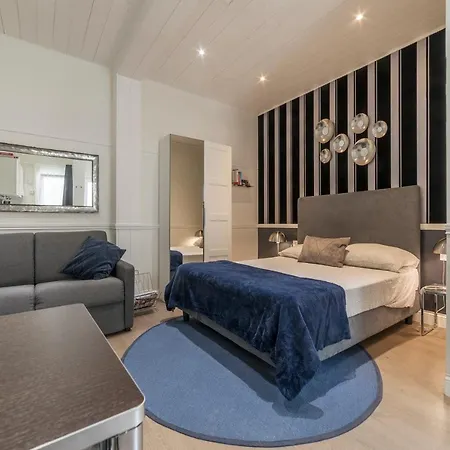 Guesthost - Scala Santa & Laterano Open Space * Řím