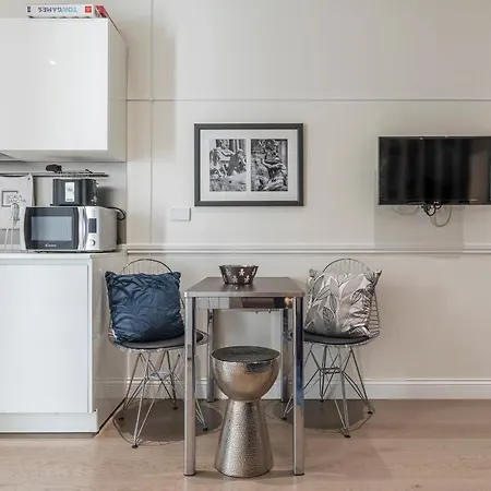 Guesthost - Scala Santa & Laterano Open Space *